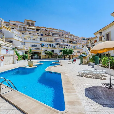 Apartment Stylish Design W Ocean & Pool View, King Size Bed, Wifi,2 Smart Tv, Street Parking, 2 Pools Access